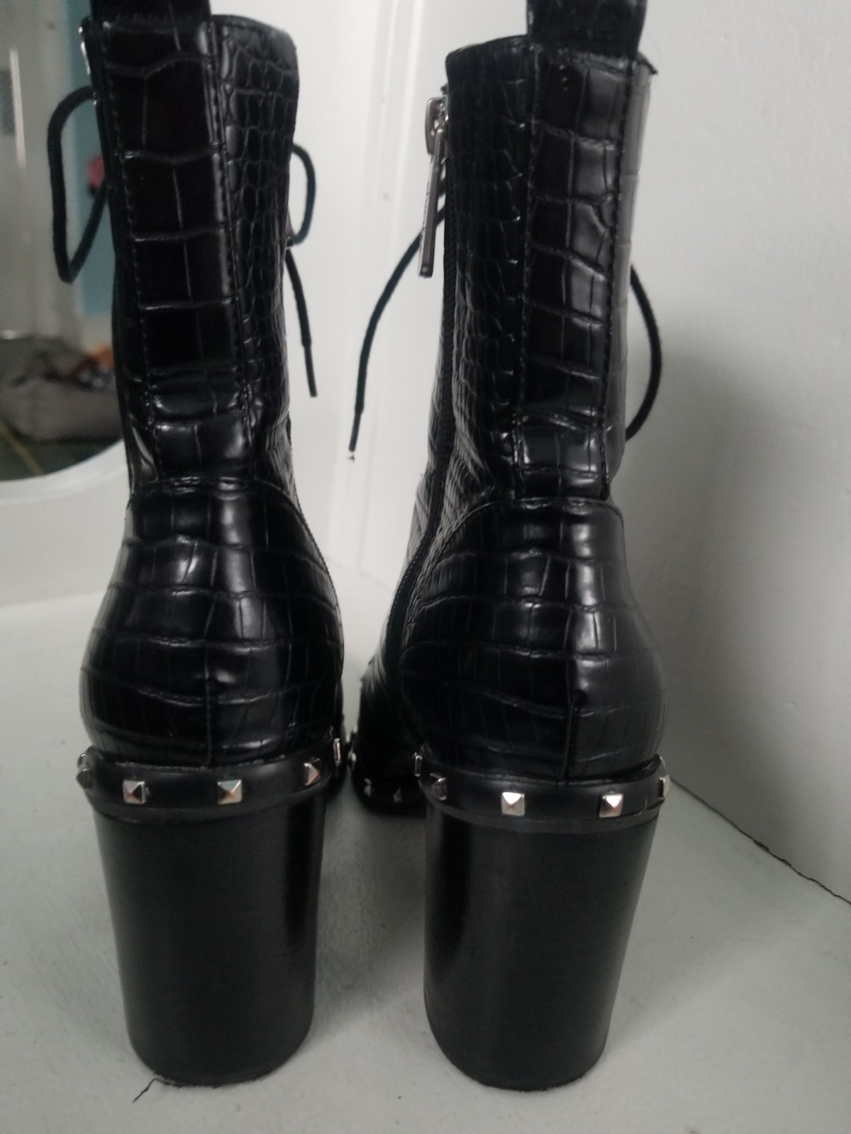 Charles by Charles David Women's Duffy Black Stud… - image 6