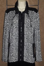 Chico  s Zenergy  Black  White Zip Jacket / Cardigan Zebra Print sz 3 w/Pockets