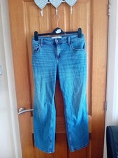 Size 12s - Hollister - Low Rise Straight Leg Relaxed Fit Jeans - In VGC