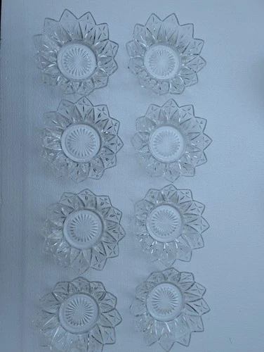 VTG 8 Pc FEDERAL GLASS Clear Glass Flower Petal  small Bowls/Trinket dish 5.75"