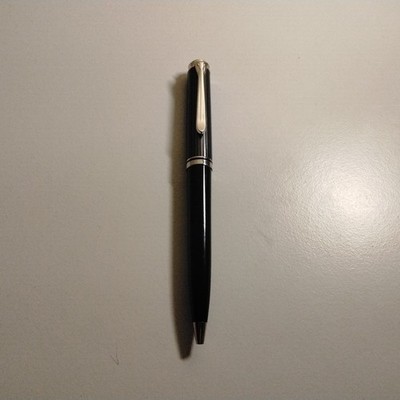 Pelikan Kugelschreiber Souverän Stresemann Schwarz / Anthrazit B-Ware