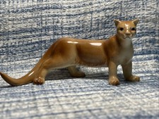 Beautiful Retired Hagen Renaker Walking Cougar Long Flowing Tail Excellent