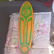 Vintage 1970 Deluxe Surf Flyer Skateboard Mad...