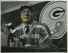 1989 Press Photo Green Bay Packers' Tony Mandarich at a news conference