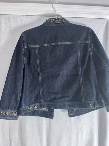 Women’s Ruby Red Jeweled Denim Jean Jacket Size 12p Flawless Condition - Picture 4 of 4