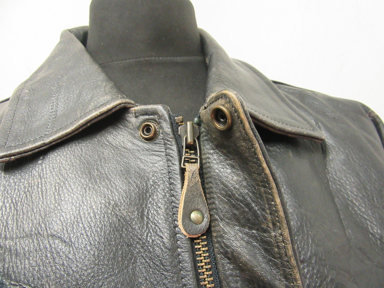 スペシャル　80’s レザージャケット　イタリア製 イタリア製：本革：レジャージャケット：VINTAGE DE LUXE