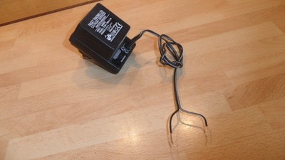 Paget Trading Netzgerät Adapter Modell MW88GS   3V  bis 12V 300mA 6VA max   n879