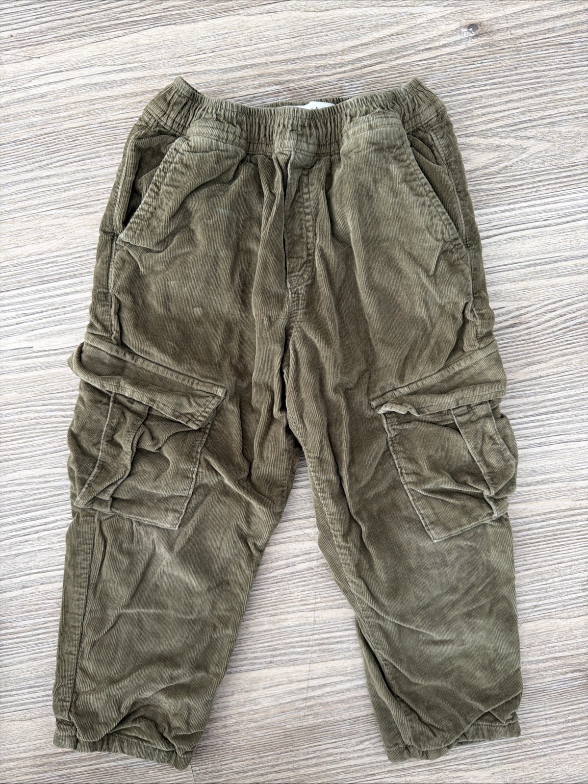 Zara Kids Corduroy Cargo Pants in Olive Green size 4/5 years
