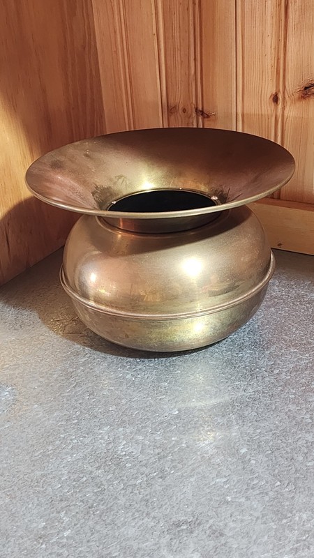 Vintage Old Western Brass Spittoon Great Patina 8 1/4" Diameter Made In Taiwan