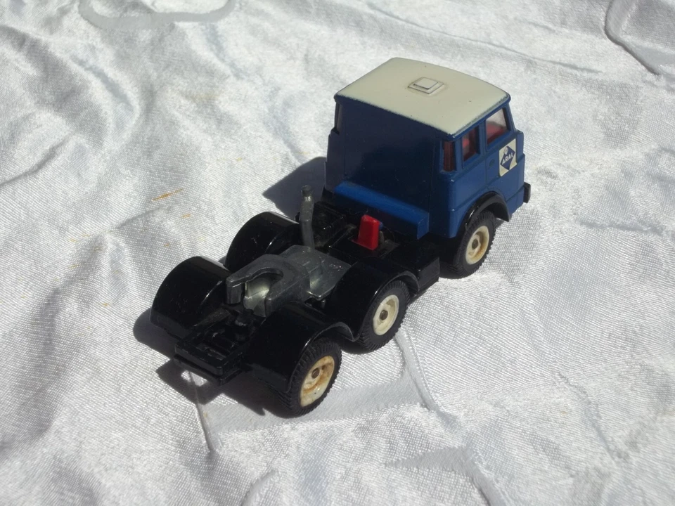 SIKU HENSCHEL ARAL F2018 2A V288 VEDI DESCRIZIONE - Immagine 3 di 4