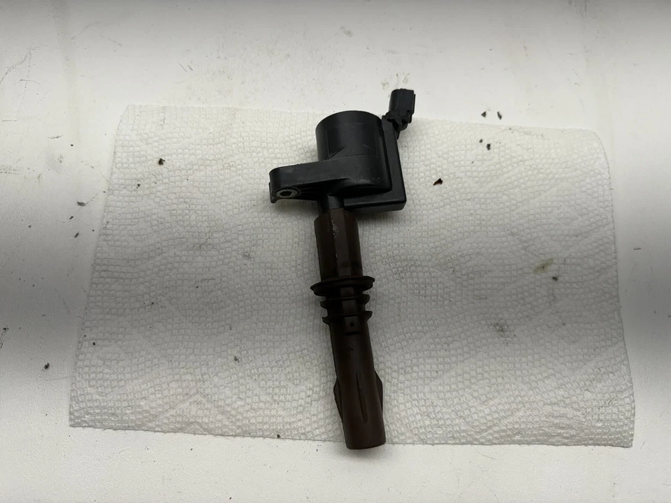 3 bobinas de encendido para Ford Expedition Mustang Mercury 50107 2008-10 hechas en Taiwán Foto 2 de 4