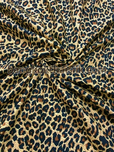Cheetah Leopard Animal Print Soft 100% Cotton Fabric Material - Picture 2 of 5
