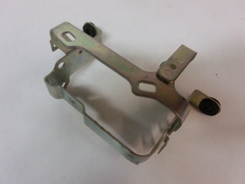 Honda CTX 700 ND, RC68, ABS, 15-18, Halter ABS Hydroaggregat Bremspumpe Rahmen