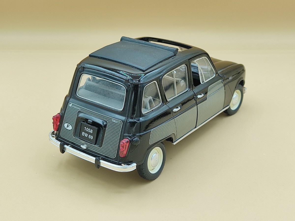 Solido 1/18 フランス製 ルノー 4L 1964 ミニカー SOLIDO 8062 Scale 1/18 | RENAULT 4L 1964 VERY LIGHT GREEN