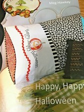 Crab-apple Hill Quilt/HandEmbroidery Pattern - Happy, Happy Halloween Pillowcase
