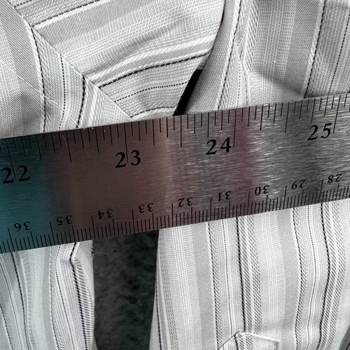 Liz Claiborne Mens Shirt 16 32/33 Gray White 100% Cotton Striped Button Front - Picture 6 of 8