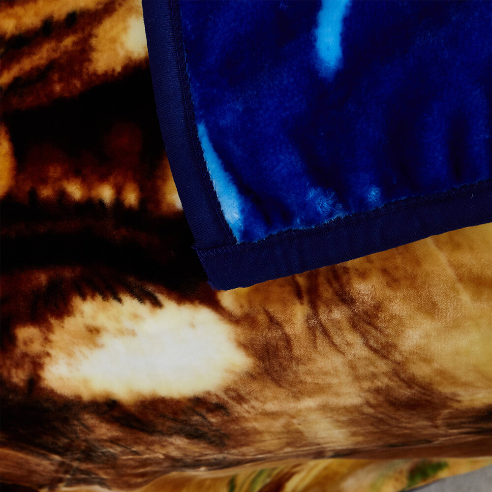 Queen of Fire Quilted Blanket NCU0TH1808
