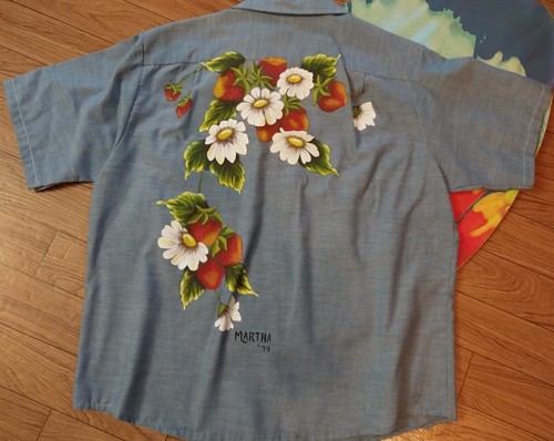 Big Mac, Vtg 70s BIG MAC Chambray Selvedge flower silk screened Shirt women M strawberry