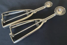 18/8 Stainless Melon Baller/Cookie Dough Scoops Set of 2 See Photos for Details