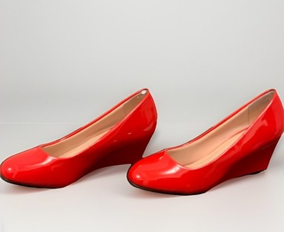 Link Women's Red Patent Leather Wedge Pumps with Glossy Finish Size 4