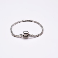 Versatile Clover Bracelet for Women