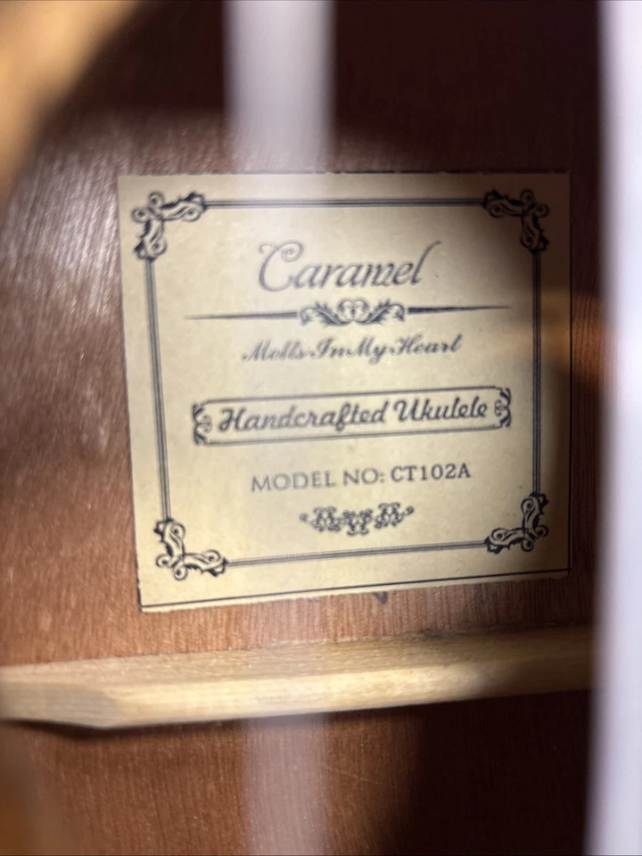 Caramel Ukulele CT102A With Case - Image 2 of 4