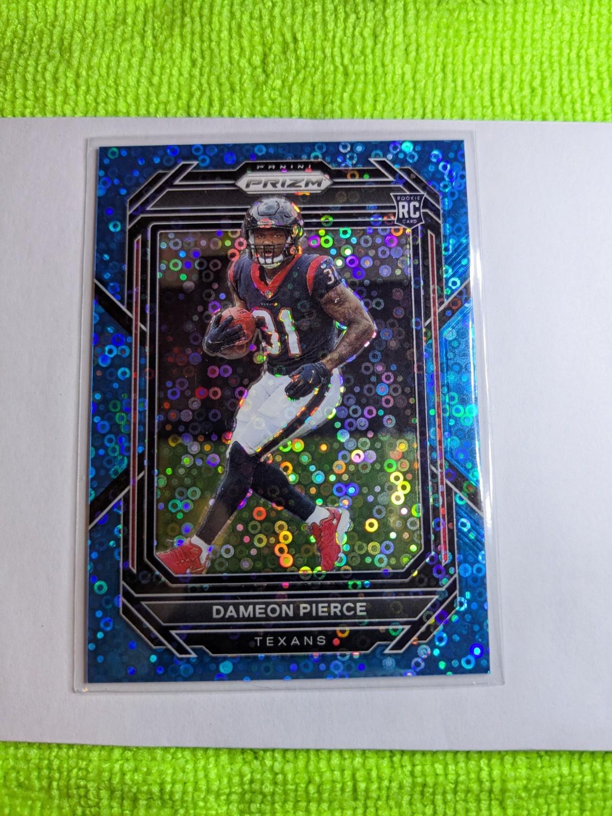 2022 PANINI PRIZM FOOTBALL DAMEON PIERCE #322 RC NO HUDDLE BLUE PRIZM SSP#/79