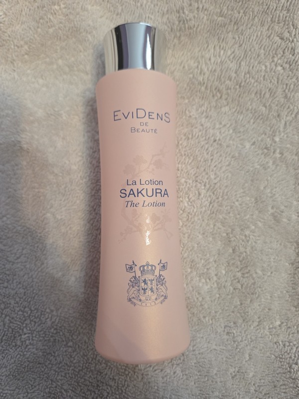 Brand New Evidens La Lotion Sakura