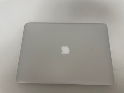 Apple MacBook Pro 15.4