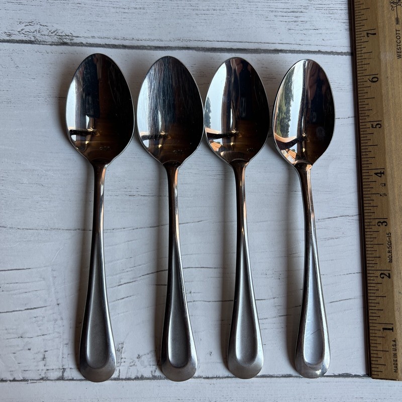 Oneida SAND DUNE 4 Teaspoons Glossy with Frosted Center Stainless Flatware
