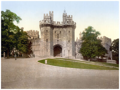 2962 Castle.Vintage Poster.British Decorative Art.The Designers shop here!
