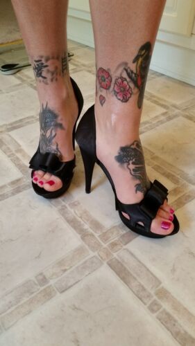 Wild Diva Sexy Black Satin Open Toe Party Occasion Platform Pumps Heels  - Picture 1 of 4