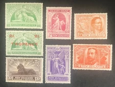 New Zealand 1920 Pre-Decimal "Victory" complete set Mint Hinged Stamps