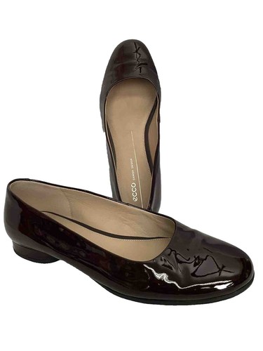 THE ROW Square Toe Flat Pump Leather Flats in Camel Size 37 $990