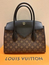 LOUIS VUITTON Florine MNG Noir Gift Present 0302
