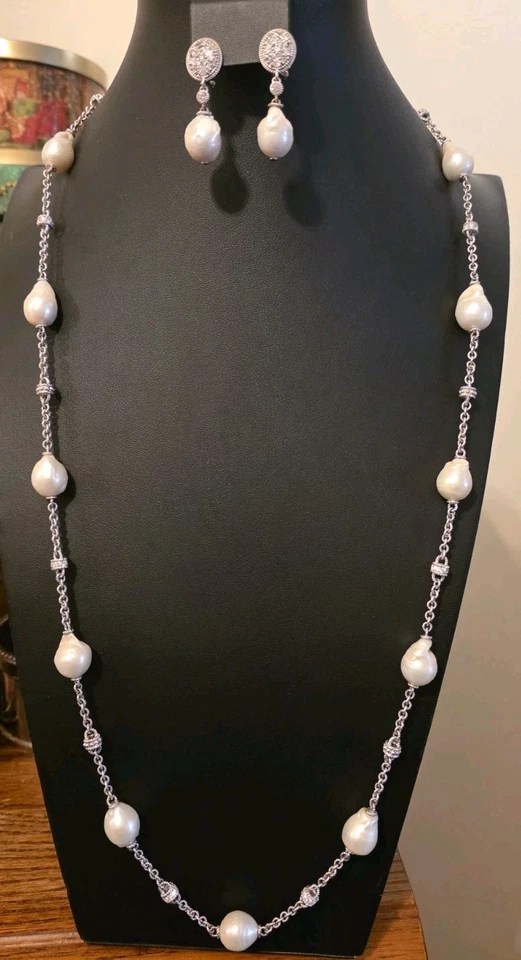 Collar y Pendientes Judith Ripka Blanco Perla Barroca Plata de Ley 36" Foto 2 de 4