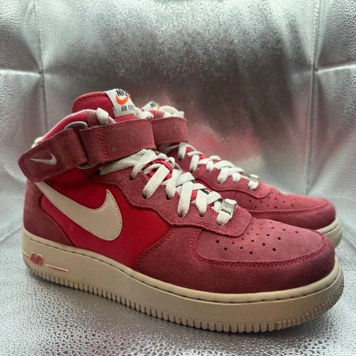 Nike Air Force 1’s Mid ‘07 Fusion Red Nike Air Force 1  main image 3