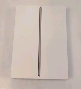 iPad 9th Generation Wi-Fi 64GB Space Gray (EMPTY BOX ONLY)