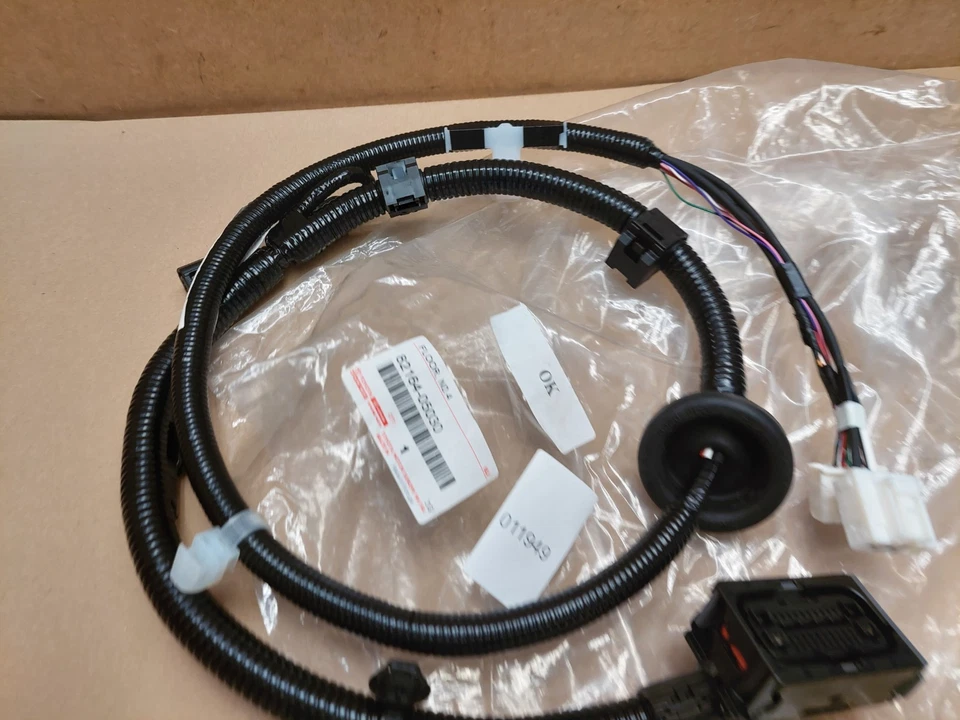Toyota Avensis T27 Handbrake Wiring Loom 2015-2019 8216405030 Genuine NEW - Image 3 of 4