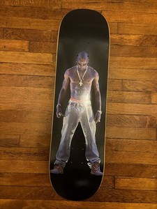 その他 supreme tupac hologram skateboard SOLD OUT Supreme Tupac Hologram Skateboard Deck Black - CalStreets
