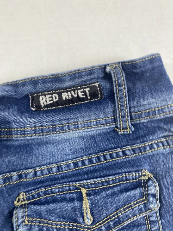 Pantalones Cortos Vaqueros Desgastados Rojo Remache Azul Bolsillos Traseros Talla 7 Foto 4 de 4