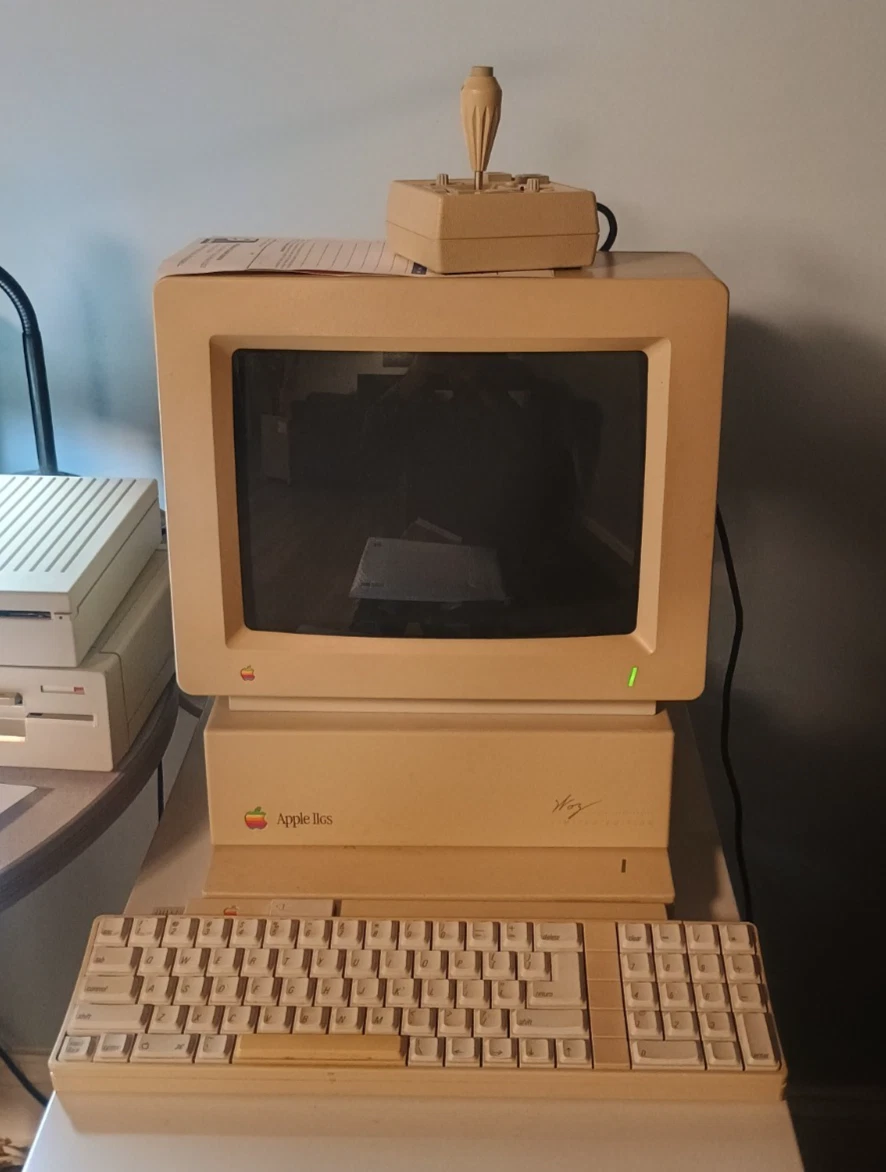 Apple Iigs Monitor for sale | eBay