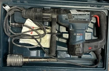 BOSCH CORDED 1 9/16" SDS MAX ROTARY HAMMER DRILL W/CASE , MODEL # RH540M