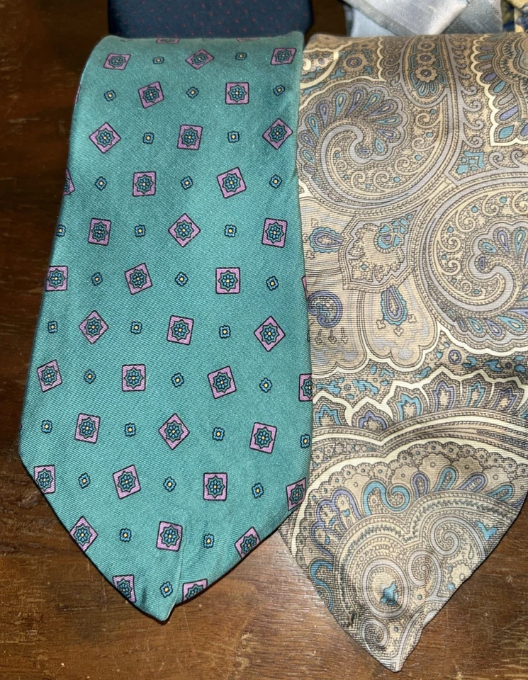 8 corbatas de diseñador de colección para hombre Pierre Cardin, Christian’s Closet, Valentino, Tomm Foto 2 de 4