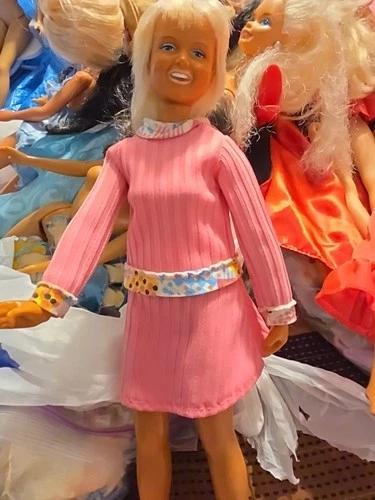 Vintage Kenner Dusty Doll 12" Clean Tight Pink Trend Setter Skirt Shirt no shoes