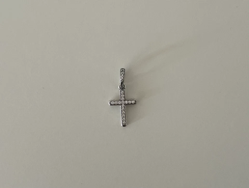 Pandora Kreuz Anhänger Sterling Silber
