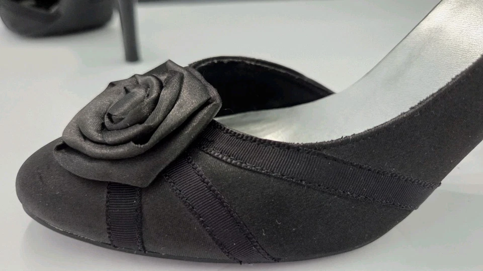 Zapatos de salón de vestir Fioni para mujer talla 7 negro cinta de satén rosa tacón alto formal Foto 4 de 4