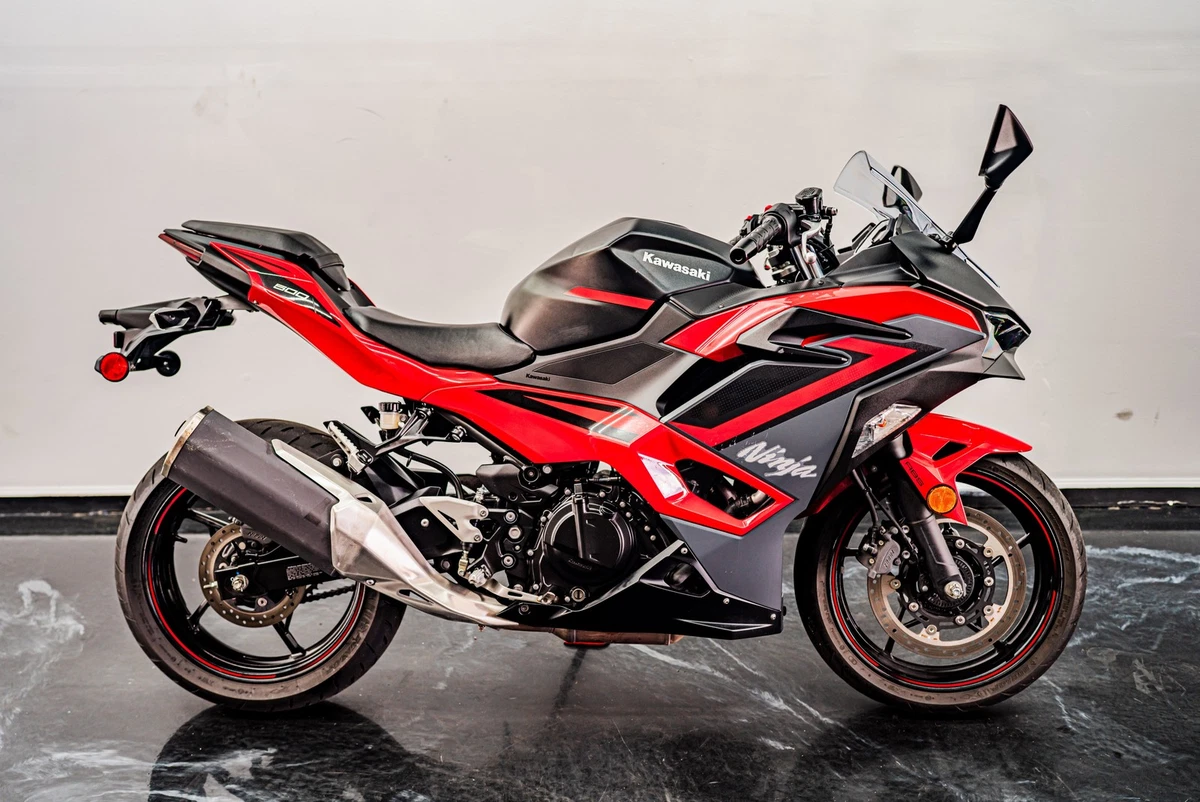 Kawasaki Red Motorcycles Sold by Dealers for sale | eBay