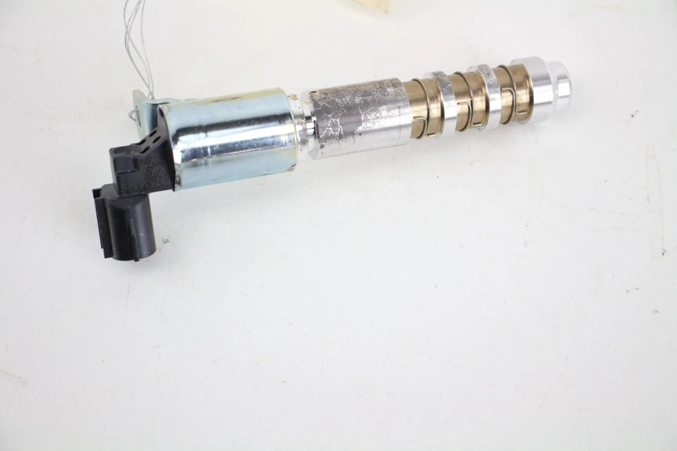 Cadillac ATS 2013-2019 válvula árbol de levas posición actuador solenoide 12636175 Foto 3 de 4