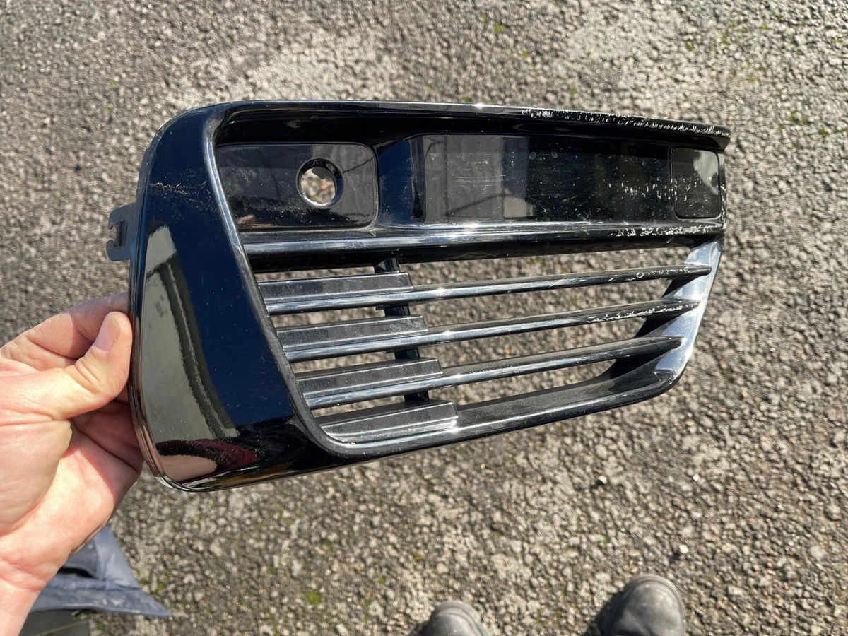 Genuine Volvo 32345479 Front Bumper Grille RIGHT HAND Scratched | eBay
